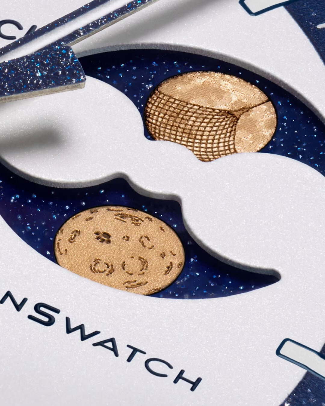 Swatch x Omega Moonswatch Mission To Earthphase Moonshine Gold (SO33N701L)